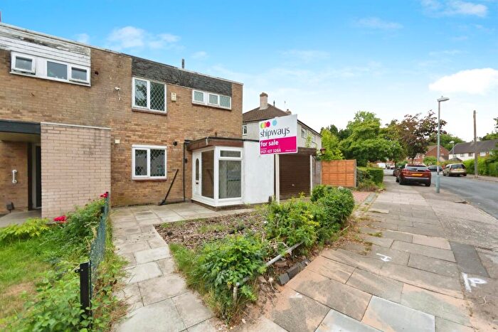 3 Bedroom End Of Terrace House For Sale In Burrington Road, Birmingham, B32