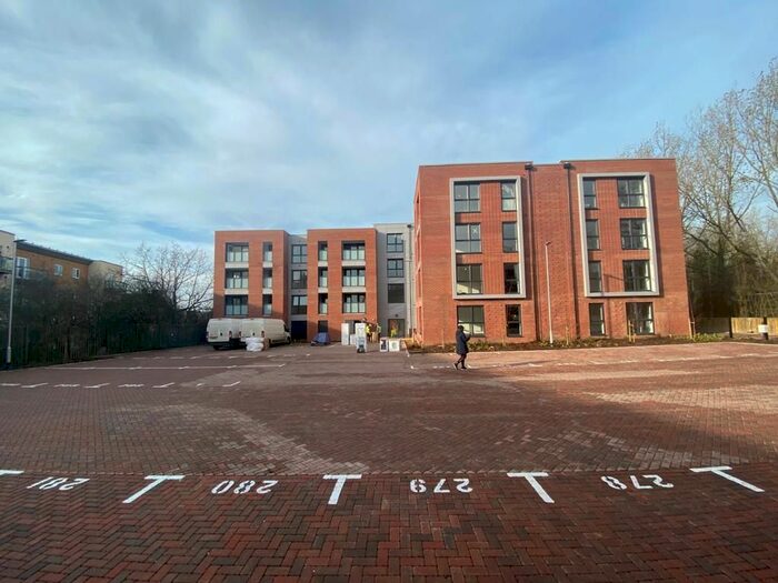 2 Bedroom Flat To Rent In Thurston Way, Borehamwood WD6