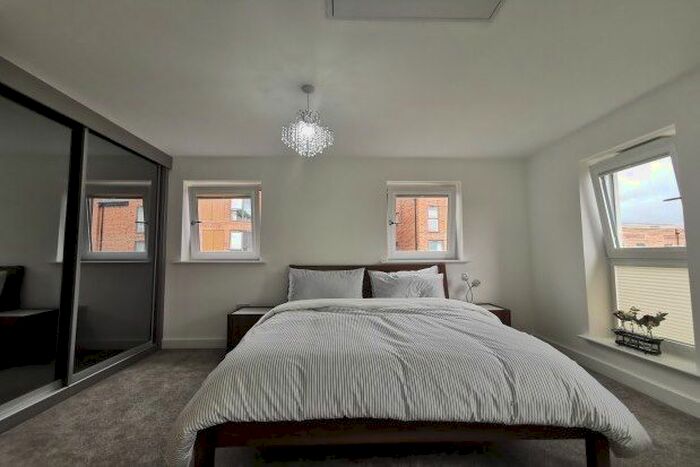 2 Bedroom Property To Rent In Carnforth Avenue, Wakefield WF1