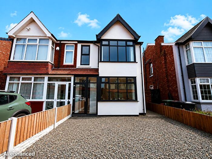 3 Bedroom Semi-Detached House For Sale In Longford Road, Birkdale, Southport, Merseyside, PR8