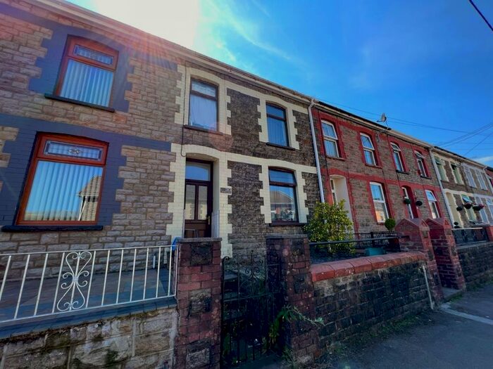 3 Bedroom Terraced House To Rent In Glynfach Road, Porth, CF39