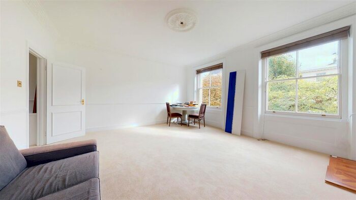 3 Bedroom Flat To Rent In Clarendon Gardens, London, W9