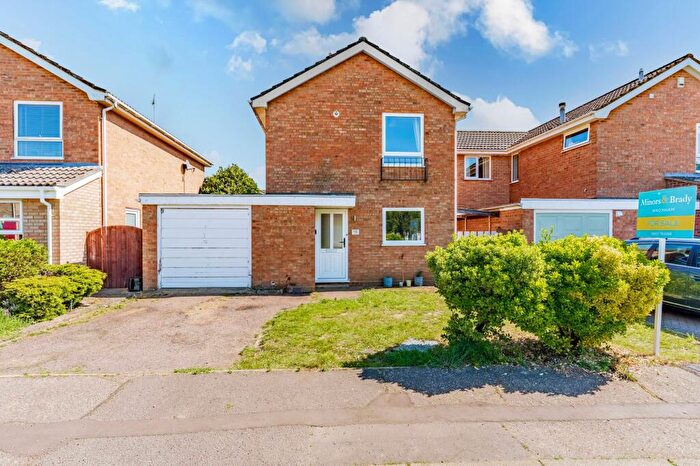 3 Bedroom Detached House For Sale In Kings Road, Coltishall, NR12