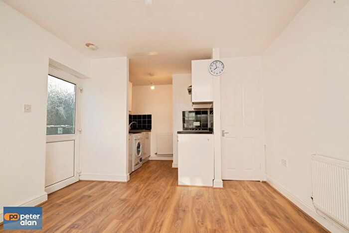 1 Bedroom Property For Sale In Ludlow Street, Cardiff, CF11
