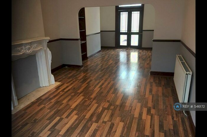 3 Bedroom Terraced House To Rent In Abbeywood, London, SE2