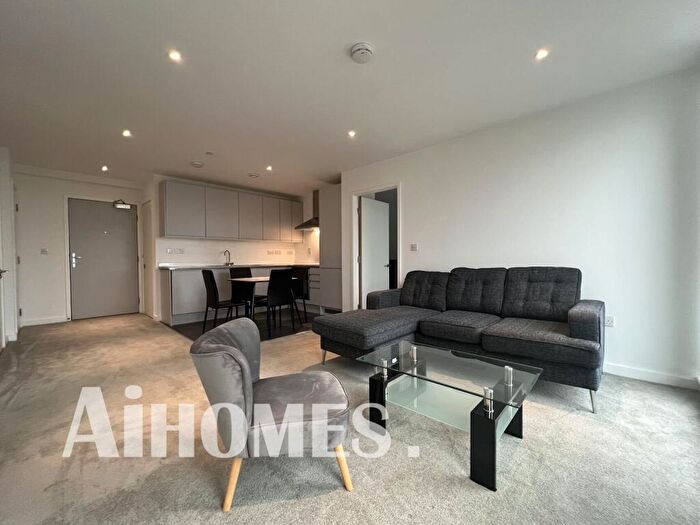 2 Bedroom Apartment To Rent In Burlington Square, , Boundary Lane, Manchester, M15