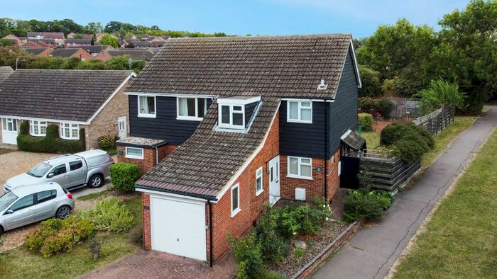 4 Bedroom Semi-Detached House For Sale In Hollytrees, Bar Hill, Cambridge, CB23