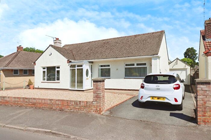4 Bedroom Detached Bungalow For Sale In St. Annes Drive, Oldland Common, Bristol, BS30