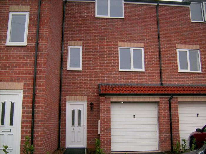 3 Bedroom Detached House To Rent In Hazel Avenue, Auckley, Doncaster DN9