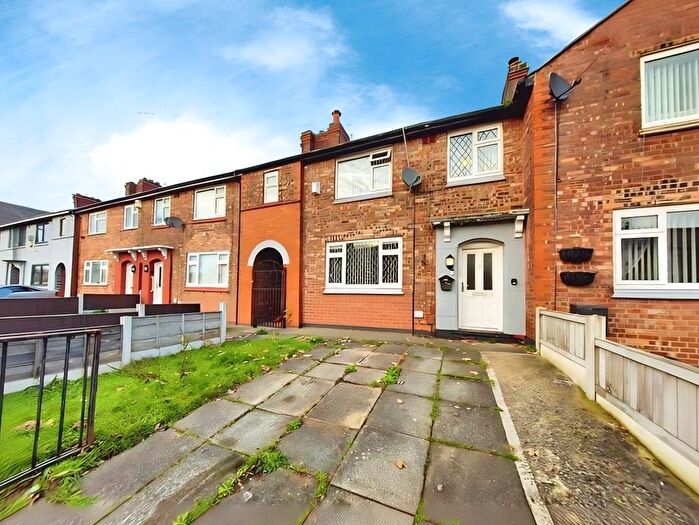 3 Bedroom Terraced House For Sale In Edgeware Road, Eccles, M30