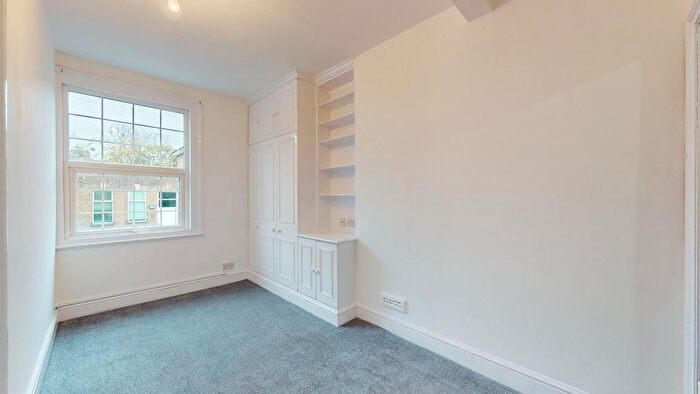 1 Bedroom Flat To Rent In Bassein Park Road, London, W12