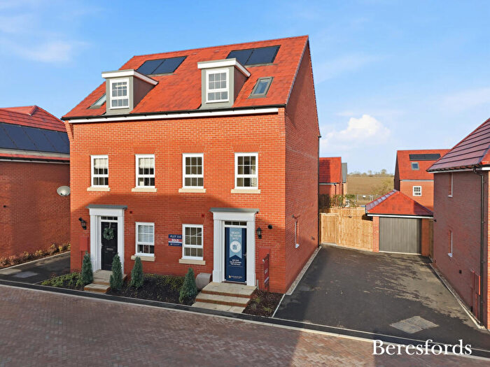 3 Bedroom Semi Detached House For Sale In Great Dunmow Grange, Dunmow, CM6