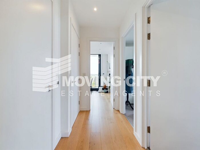 2 Bedroom Flat For Sale In Great Eastern Road, Legacy Tower, E15