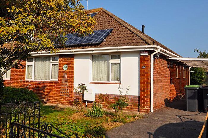 2 Bedroom Bungalow For Sale In Emsworth, PO10