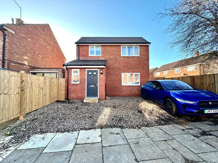 2 Bedroom Detached House To Rent In Mangrove Road, Luton, LU2