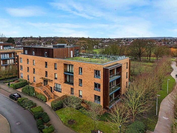 1 Bedroom Flat For Sale In Dowding Drive, Eltham, London, SE9