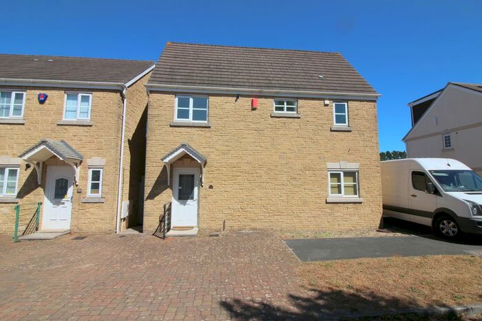 3 Bedroom Detached House To Rent In Aberdeen Avenue, Manadon Park, Plymouth, PL5
