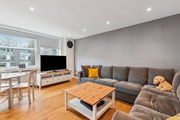 1 Bedroom Property To Rent In Coniston Court, Kendal Street, W2