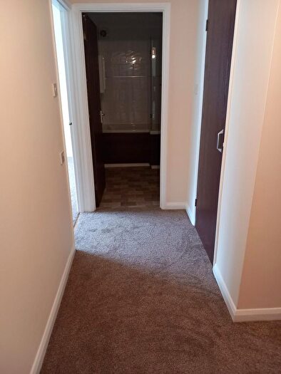 1 Bedroom Flat To Rent In Hameldown Way, Newton Abbot, TQ12