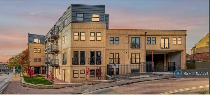 2 Bedroom Flat To Rent In Belle Vue Place, Sudbury, CO10