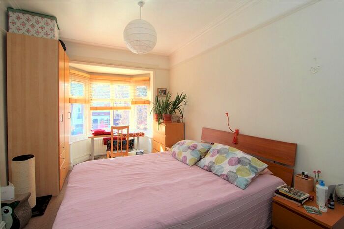 1 Bedroom Flat To Rent In Creffield Road, Acton, London, W3