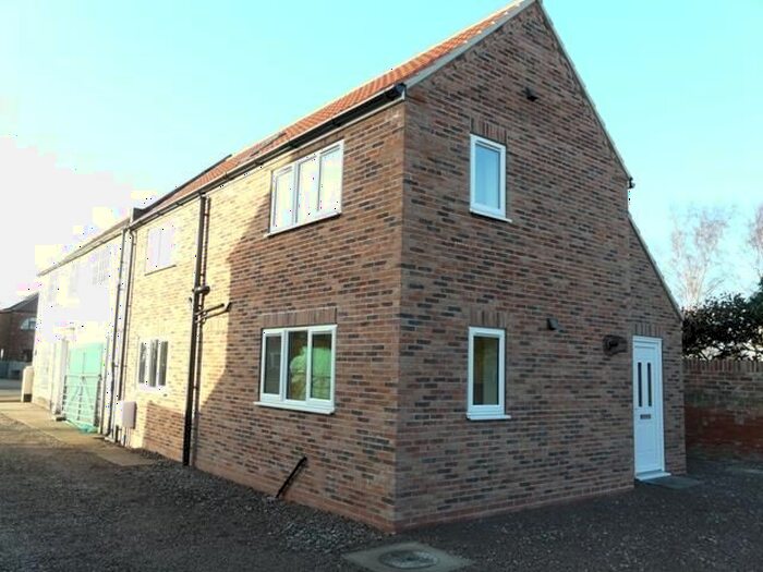 2 Bedroom Semi-Detached House To Rent In York Road, Cliffe, Selby, YO8