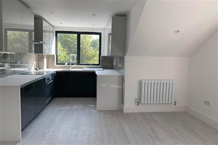 1 Bedroom Apartment To Rent In Second Avenue, Hendon, NW4