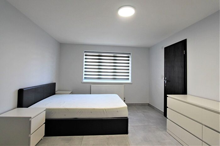 Studio To Rent In Chaplin Road, Wembley, HA0