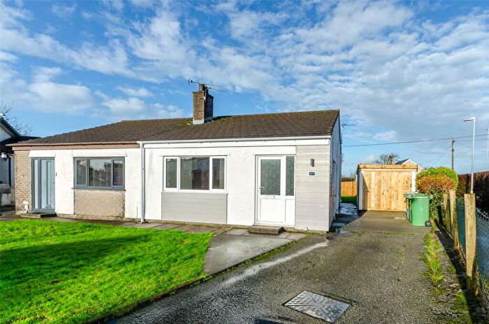 2 Bedroom Bungalow For Sale In Gaerwen Uchaf Estate, Gaerwen, Isle Of Anglesey, LL60