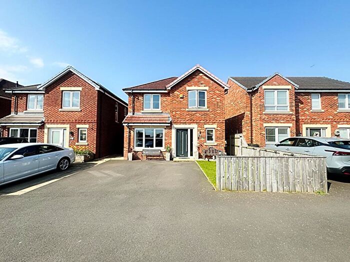 4 Bedroom Detached House For Sale In Hadrian Wynd, Wallsend, NE28