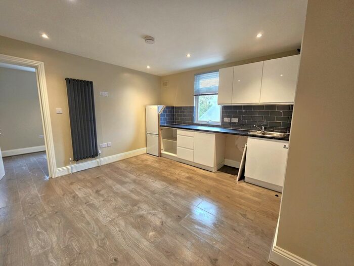 1 Bedroom Flat To Rent In Olive Road, London, NW2