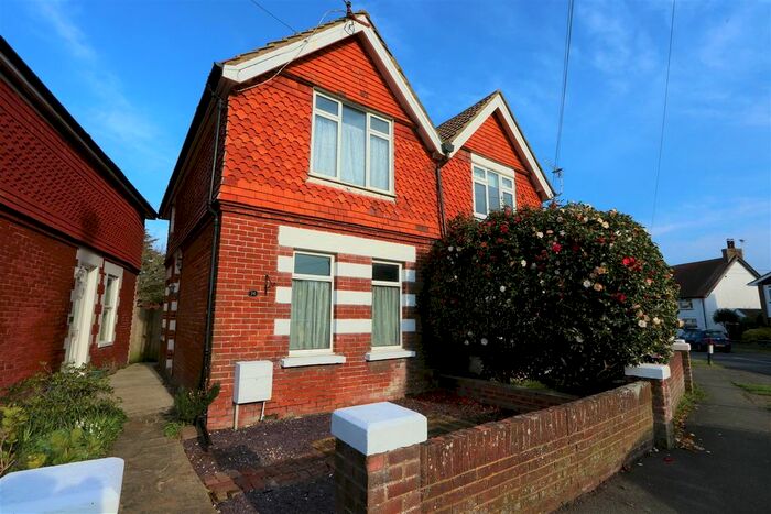 2 Bedroom Property To Rent In Victoria Road, Polegate, BN26