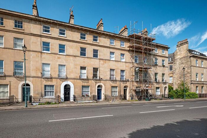 2 Bedroom Maisonette For Sale In Darlington Street, Bath, BA2