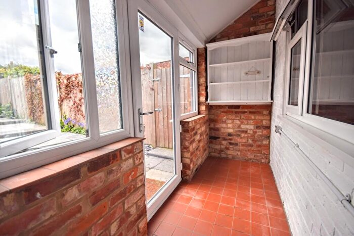 3 Bedroom End Of Terrace House For Sale In Newmarket, Louth, LN11