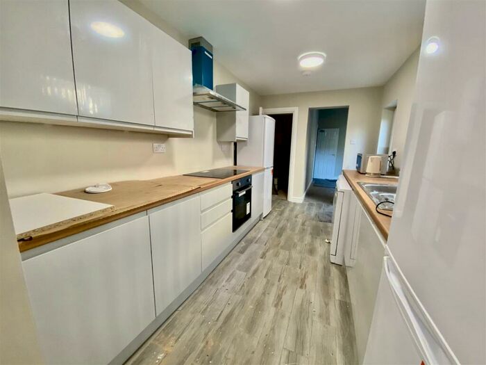 6 Bedroom Private Hall To Rent In Coulston Road, Lancaster, LA1