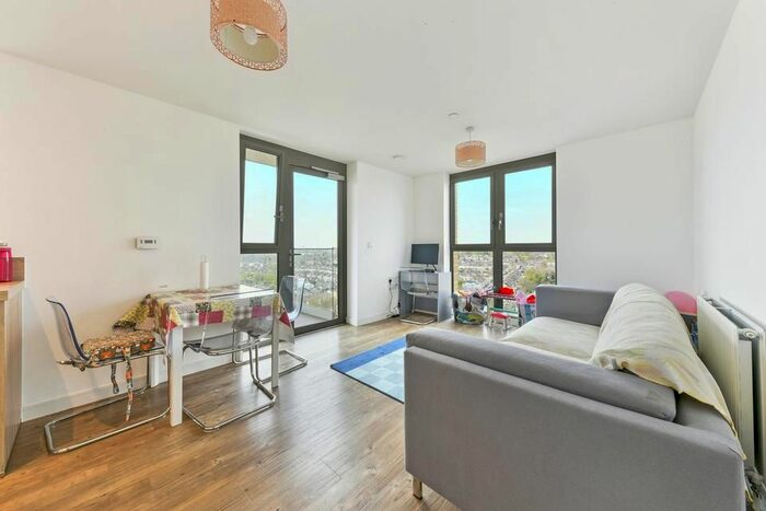 2 Bedroom Flat To Rent In Elmira Street, London, SE13