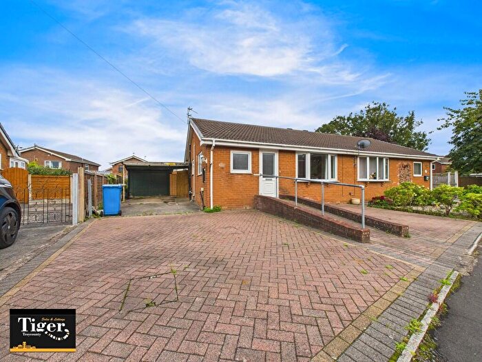 2 Bedroom Semi-Detached Bungalow For Sale In Guildford Way, Poulton-le-Fylde, FY6