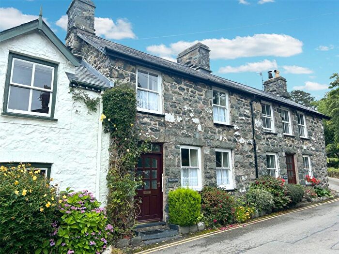 4 Bedroom Terraced House For Sale In Llwyngwril, Gwynedd, LL37