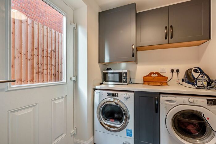 4 Bedroom Detached House For Sale In Buzzard Row, Newent, Gloucestershire, GL18