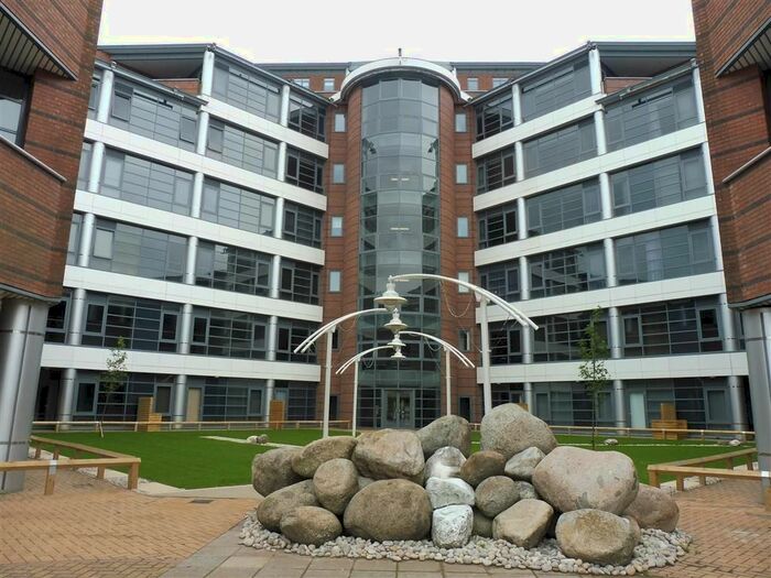 2 Bedroom Flat To Rent In Waterfront West, Brierley Hill DY5