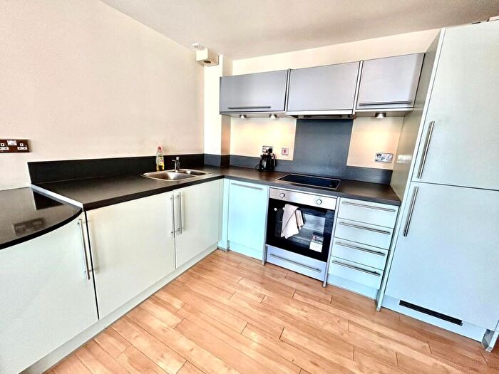 2 Bedroom Apartment To Rent In The Arena, Nottingham, NG1