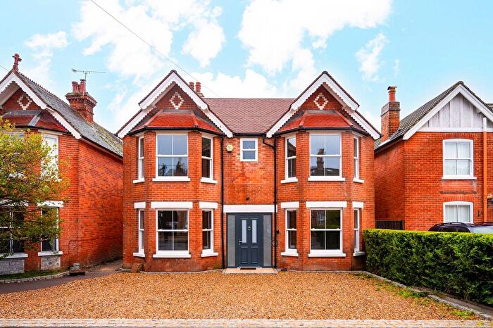 4 Bedroom Detached House To Rent In Connaught Road, Brookwood, Woking, GU24