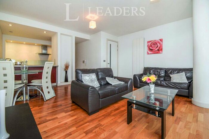 2 Bedroom Apartment To Rent In Leftbank, Manchester, M3