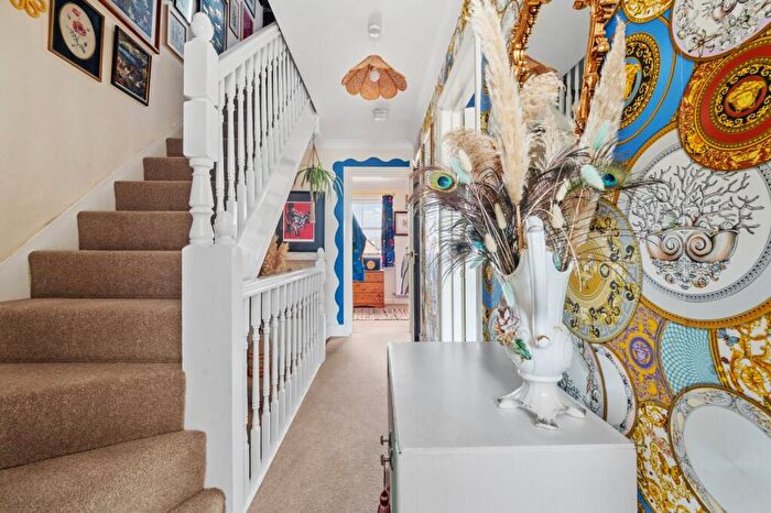 3 Bedroom Terraced House For Sale In Wareham, Dorset, BH20 - Photo 8