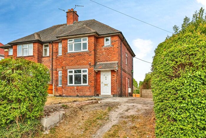 3 Bedroom Semi-Detached House For Sale In New Road, Nottingham, NG16