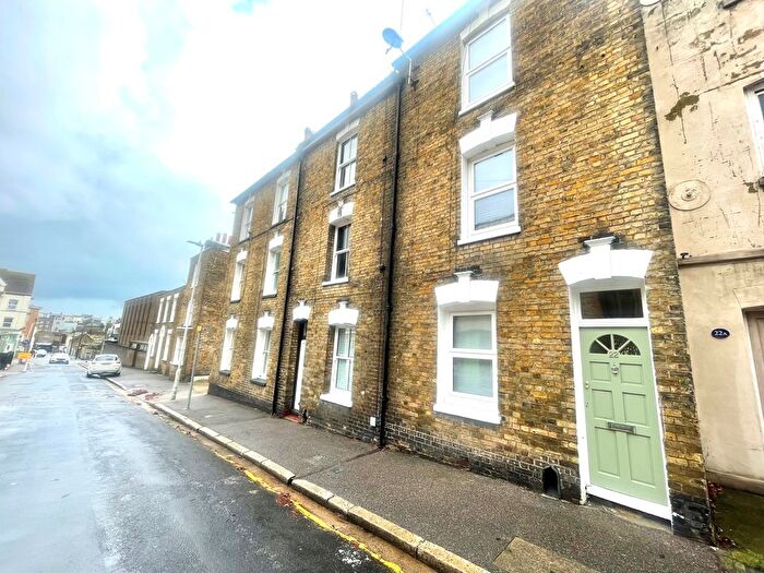 3 Bedroom Property To Rent In Broad Street, Ramsgate, CT11