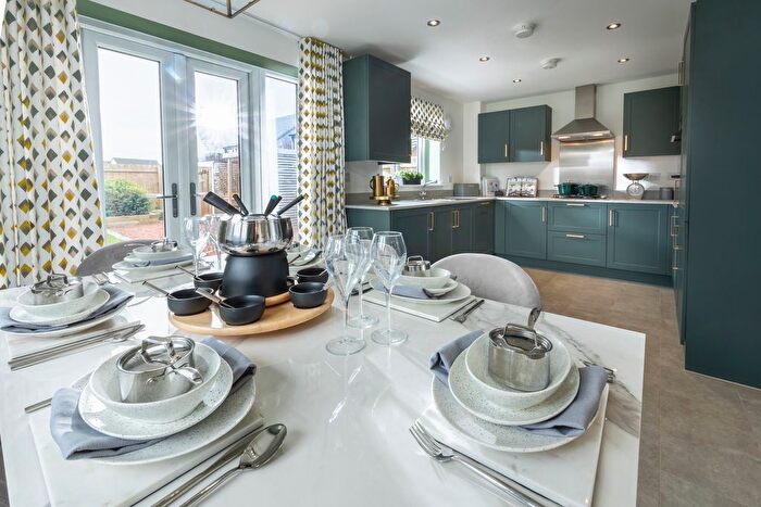 3 Bedroom Semi Detached House For Sale In South Ella Way, Kirk Ella, Hull, HU10