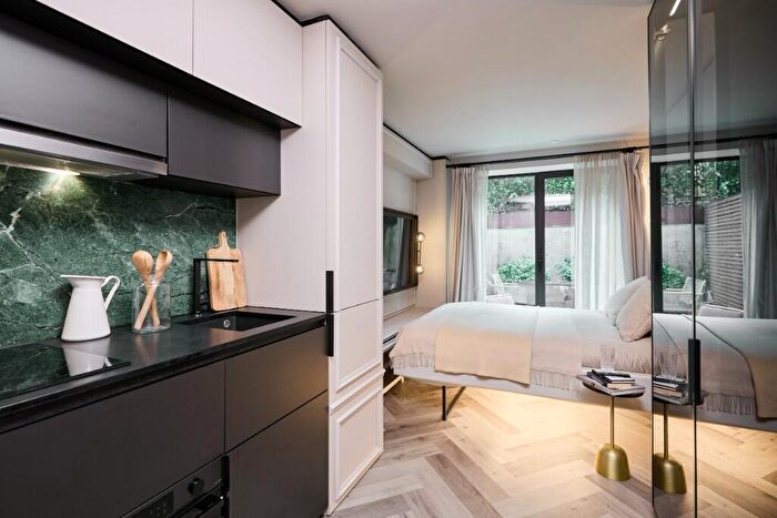 Studio To Rent In Willesden Lane, London, NW2