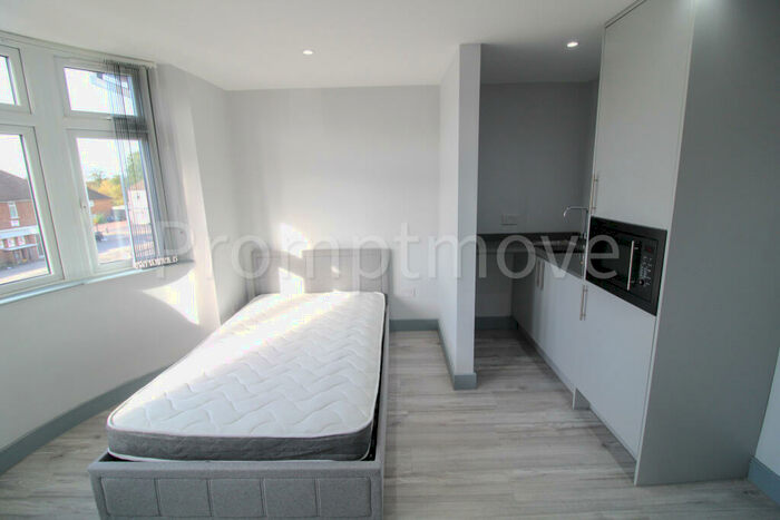 Studio To Rent In Ashcroft Road Luton, LU2