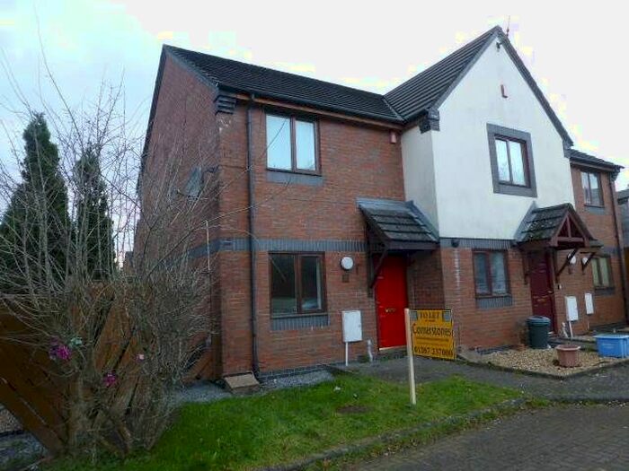 2 Bedroom Property To Rent In Burgess Meadows, Johnstown, Carmarthen, SA31
